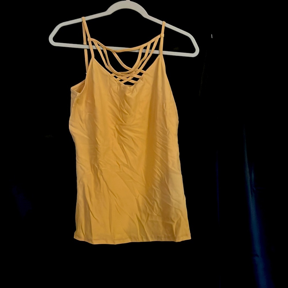 Maurice’s yellow tank top size Medium